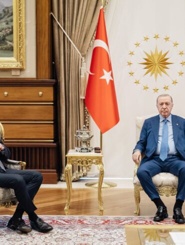 Ungewöhnliches Treffen: Wüst bei Erdogan