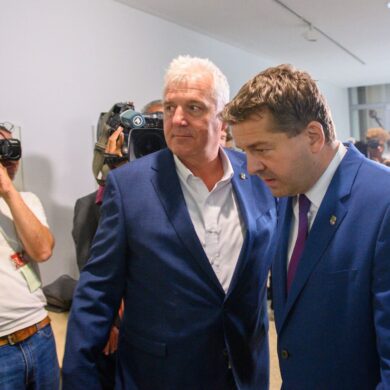 Ministerpräsident Sven Schulze und Fraktionschef Guido Heuer