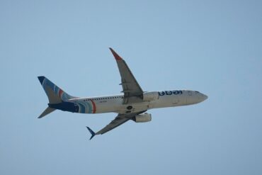 Zu dem Vorfall mit einer Flydubai-Maschine sind noch etliche Fragen offen. (Symbolbild)