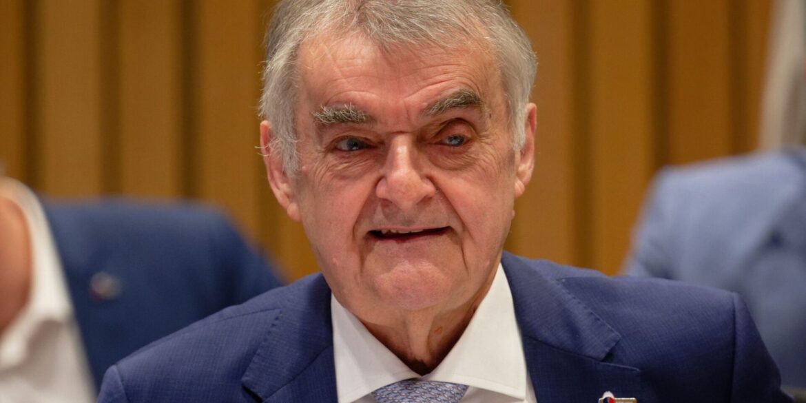 Herbert Reul (CDU) tritt noch einmal als Kandidat für den Landtag an (Archivfoto)
