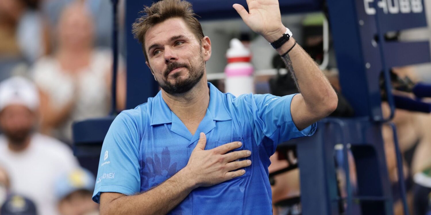 Tennisspieler Stan Wawrinka gestikuliert.