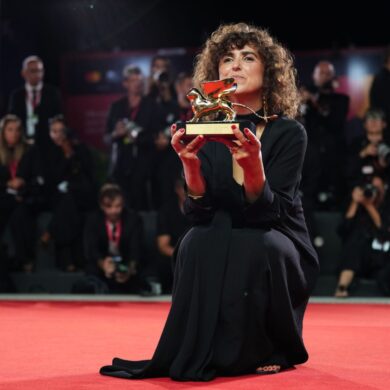 Sie ist die achte Frau, die den Goldenen Löwen in der Geschichte der Filmfestspiele gewinnt: May el-Toukhy.