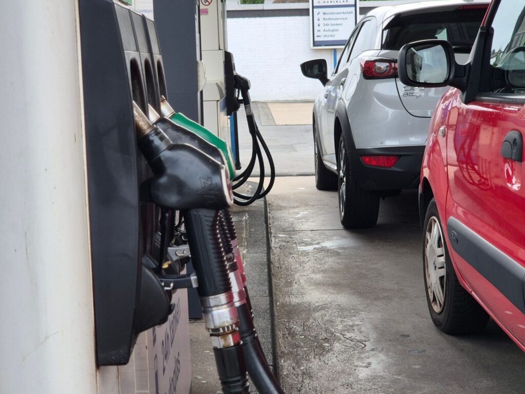 Die Spritpreise kennen nur eine Richtung: nach oben.