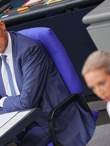 AfD-Chefin Alice Weidel sieht die schwarz-rote Koalition mit Kanzler Friedrich Merz am Ende. In der Generaldebatte im Bundestag in der vergangenen Woche kam es zum Schlagabtausch. (Archivbild)