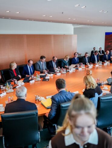 Die Regierung hat einen Plan gegen den Missbrauch von Sozialleistungen beschlossen.