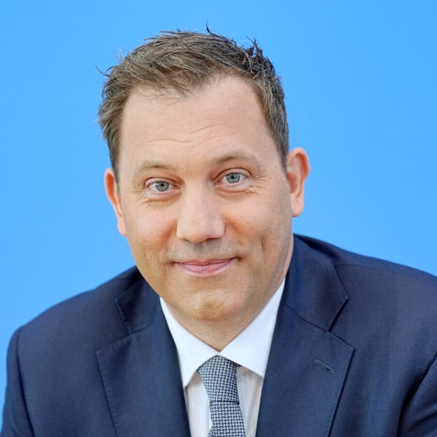 Klingbeils Reform soll vor allem kleine und mittlere Einkommen entlasten. (Archivbild)