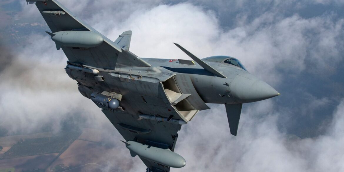 Kampfjets der Nato holen über Litauen eine Drohne vom Himmel. (Archivbild)