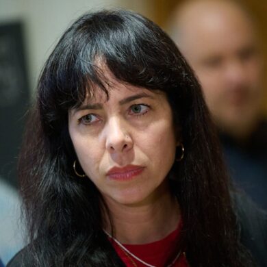 Elif Eralp will für die Linke in das Rote Rathaus in Berlin einziehen. (Archivbild)