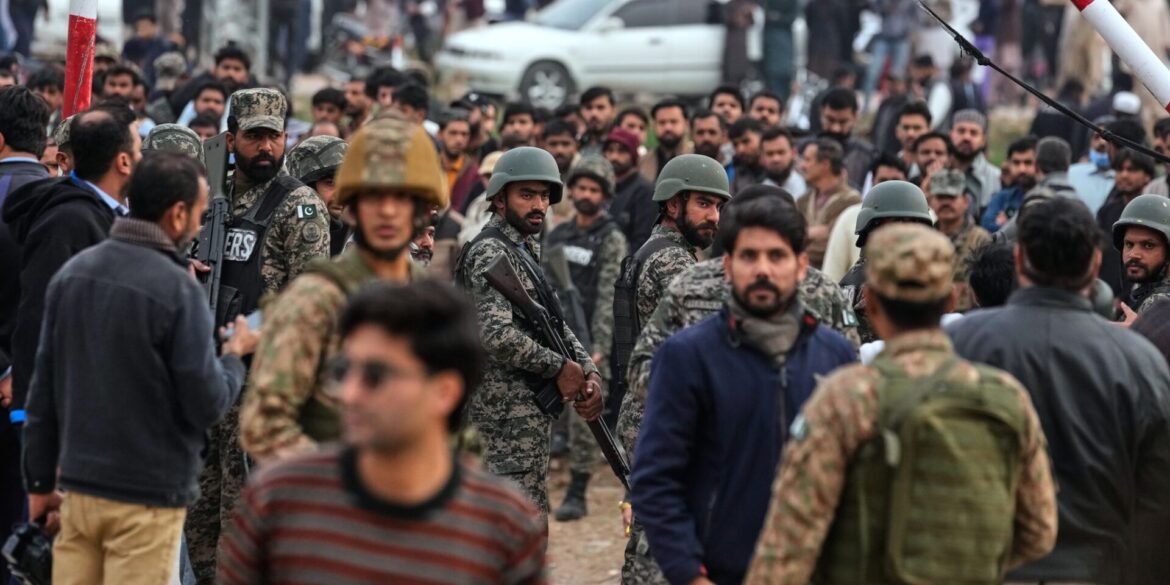 In den vergangenen Jahren kam es zu regelmäßigen Anschlägen in Pakistan. (Symbolbild)