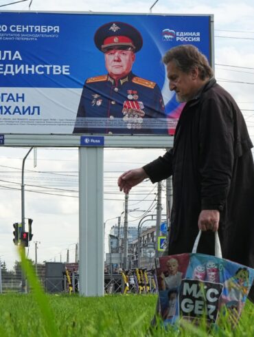 Die Kremlpartei Geeintes Russland erwartet nach dem Ausschluss der Oppositionspartei Jabloko erneut einen Sieg bei der Parlamentswahl. (Archivbild)