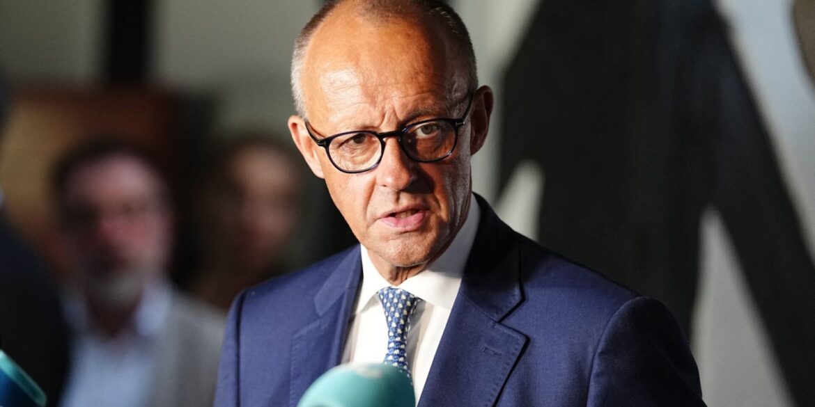Wie könnte bei schwierigen Mehrheitsverhältnissen in Sachsen-Anhalt künftig regiert werden? Der Kanzler macht eine Ansage. (Archivbild)