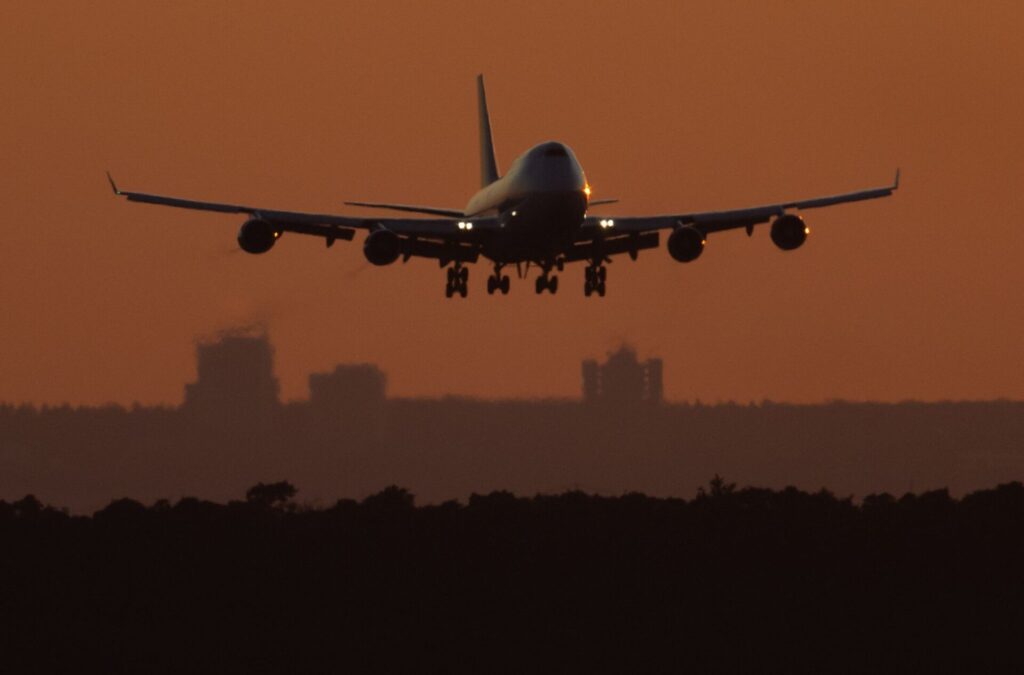 Ende August waren sechs Malariafälle bei Mitarbeitern des Flughafens bekanntgeworden. Nun sind auch zwei Anwohner erkrankt. (Symbolbild)