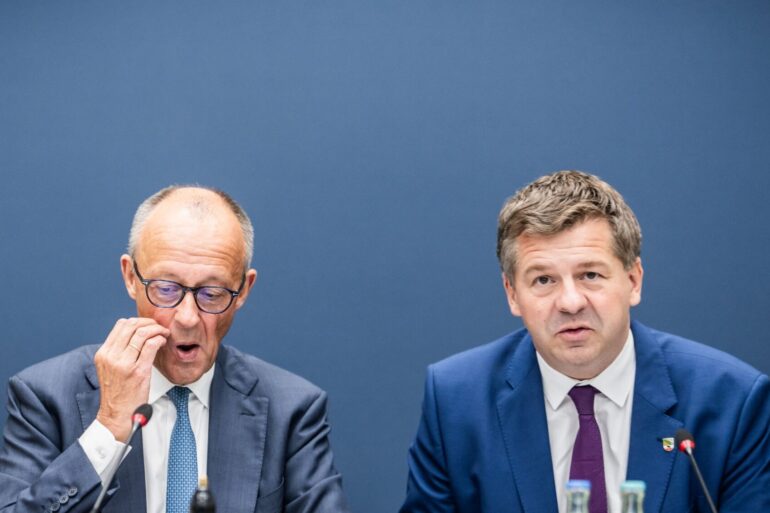 Das Wahldebakel in Sachsen-Anhalt fällt auch auf den Kanzler zurück.