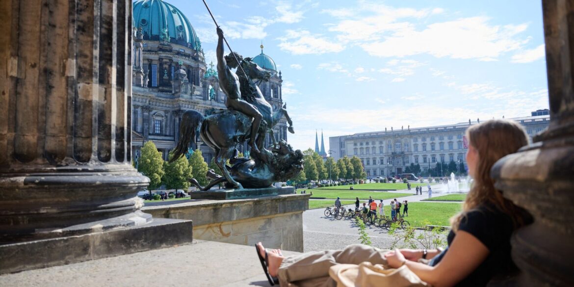 Der Ausblick für Berlin: Auch politisch gesehen heiter bis wolkig.