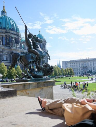 Der Ausblick für Berlin: Auch politisch gesehen heiter bis wolkig.