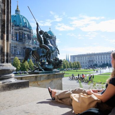 Der Ausblick für Berlin: Auch politisch gesehen heiter bis wolkig.
