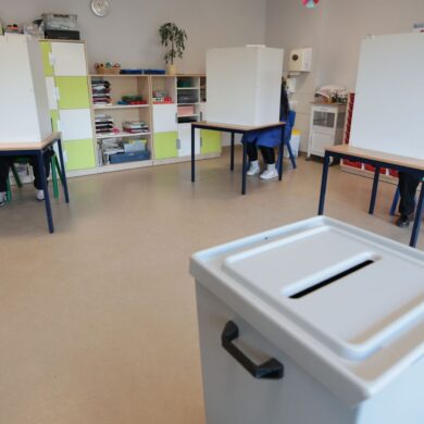 Die Wahllokale sind von 8.00 bis 18.00 Uhr geöffnet. (Archivbild)