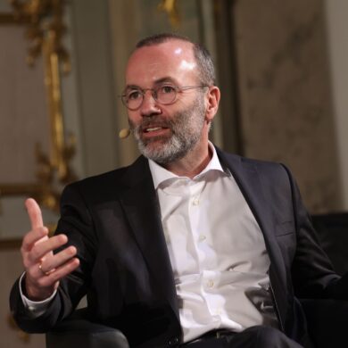 Manfred Weber hat eine klare Präferenz, was die Steinmeier-Nachfolge angeht. (Archivbild)