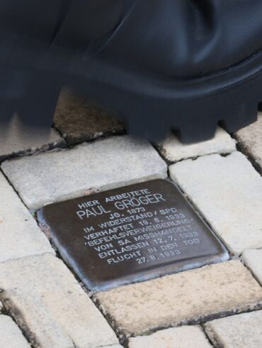 In Heidenau sollen künftig keine Stolpersteine mehr im öffentlichen Straßenraum verlegt werden.