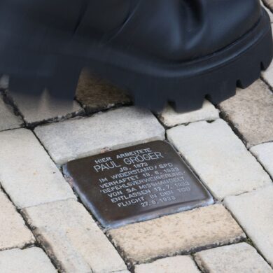 In Heidenau sollen künftig keine Stolpersteine mehr im öffentlichen Straßenraum verlegt werden.
