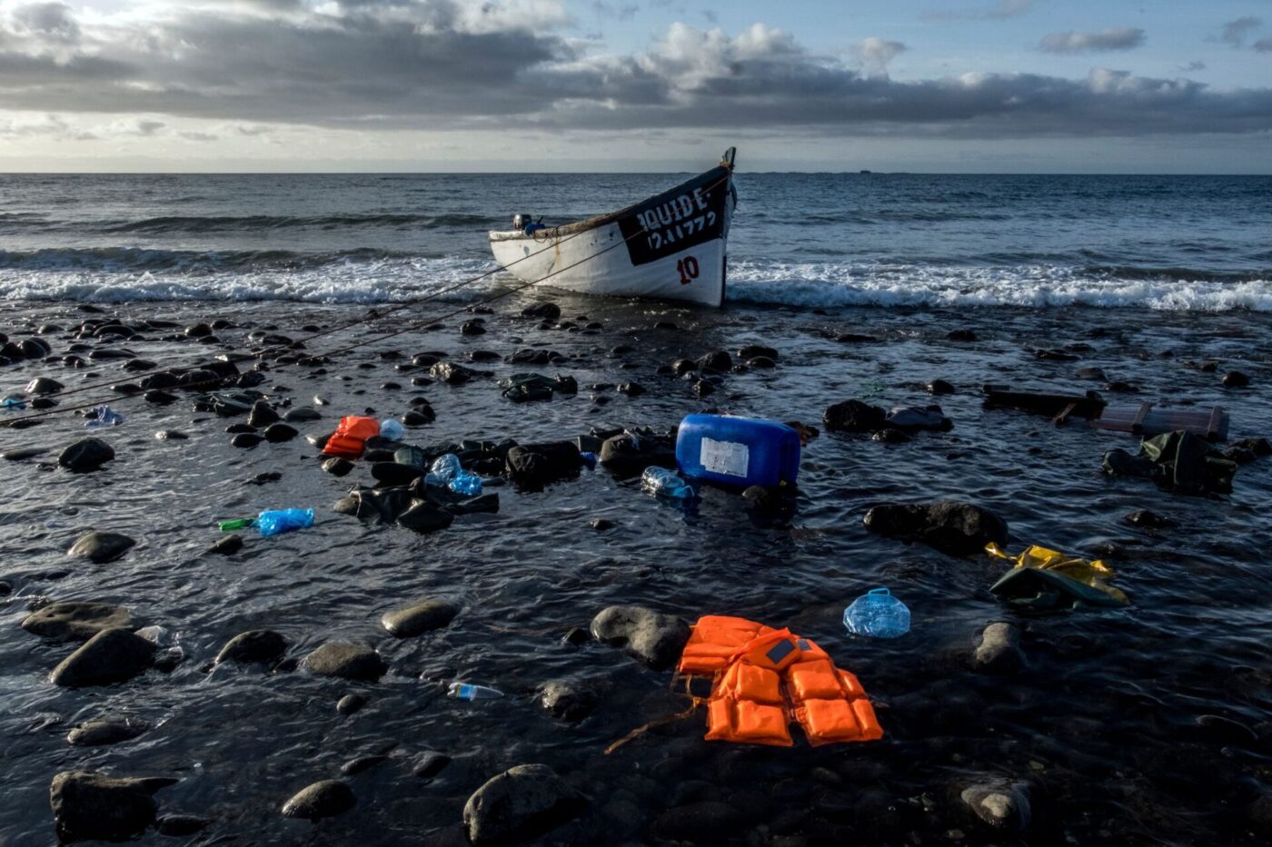 Bei der Überfahrt von Gambia zu den Kanaren könnten 83 Migranten ums Leben gekommen sein. (Archivbild)