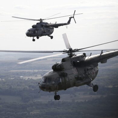 Ein russischer Militärhubschrauber vom Typ Mi-8 hat nach polnischen Angaben den Luftraum über dem Nato-Land verletzt. (Archivbild)