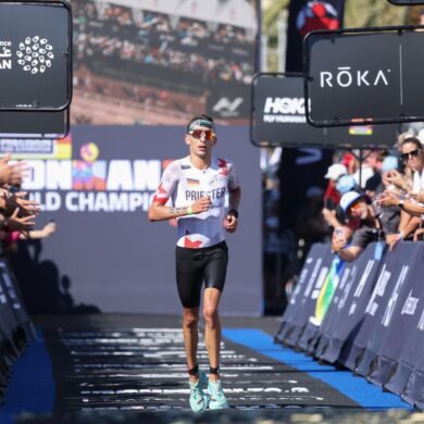Zwei Jahre nach einem Herzinfarkt hat Lasse Nygaard Priester bei der Ironman70.3-Weltmeisterschaft in Nizza einen tollen fünften Platz erreicht.
