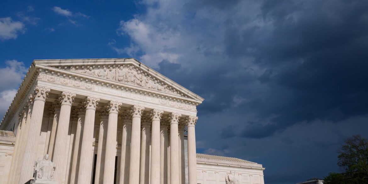 Der Supreme Court beschert der Trump-Regierung im Rechtsstreit um ihre Pläne für striktere Briefwahlregeln eine Niederlage. (Archivbild)