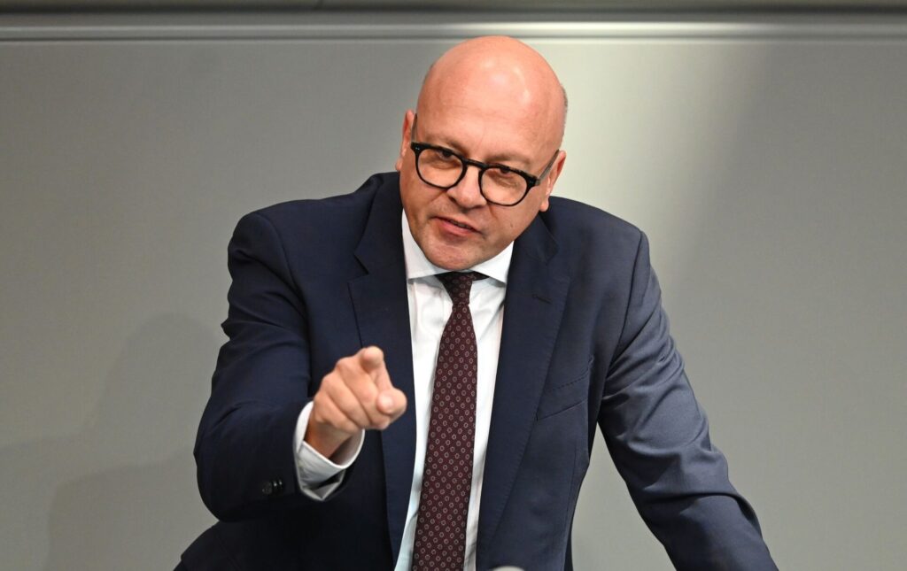 Alexander Throm (CDU) äußerte sich zu den politischen Positionen der Berliner Linken kritisch. (Archivbild)