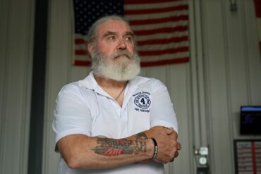 Achtmal hat sich Curt Andrews schon Hautkrebs entfernen lassen müssen - an den Stellen seines Körpers, die vor 25 Jahren dem Staub ausgesetzt waren, den die Anschläge auf die Türme des World Trade Centers verursacht haben.