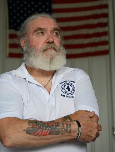 Achtmal hat sich Curt Andrews schon Hautkrebs entfernen lassen müssen - an den Stellen seines Körpers, die vor 25 Jahren dem Staub ausgesetzt waren, den die Anschläge auf die Türme des World Trade Centers verursacht haben.