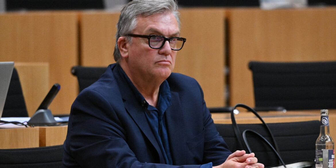 Hape Kerkeling ist Enkel eines NS-Opfers. Seine Meinung zu einem AfD-Verbotsverfahren äußerte er bei einer Anhörung im Thüringer Landtag.