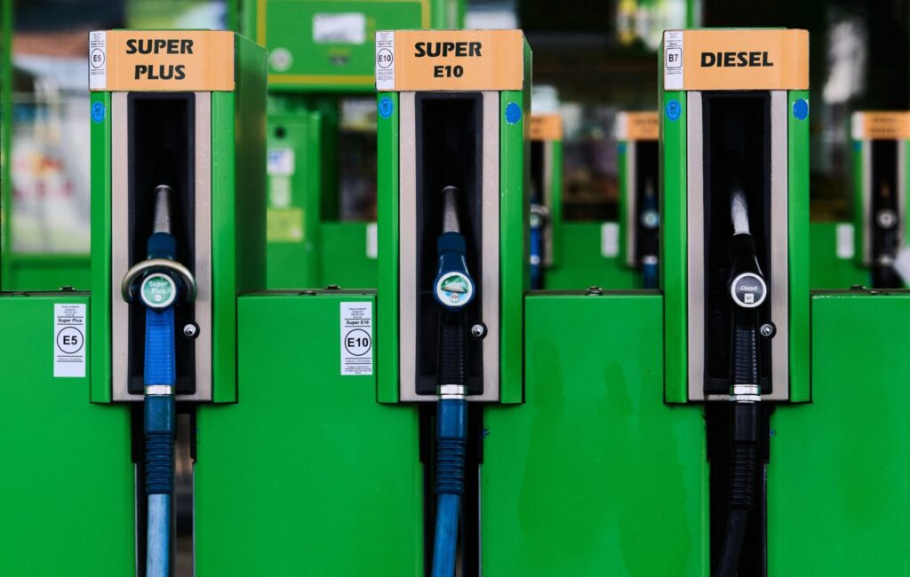 Benzin ist bereits seit einiger Zeit auf Rekordniveau, jetzt hat auch Diesel seinen alten Rekord aus dem April übertroffen.