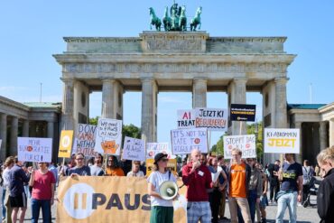 Geld vom Bund gibt es unter anderem für die Absicherung von Demonstrationen.