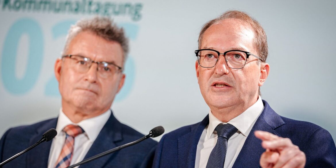 Der Präsident des Deutschen Landkreistages, Achim Brötel, sagt: «Die Kommunen sind mit ihren Feuerwehren, Rettungsdiensten, Krankenhäusern, Leitstellen und Katastrophenschutzbehörden das operative Rückgrat der zivilen Verteidigung.»