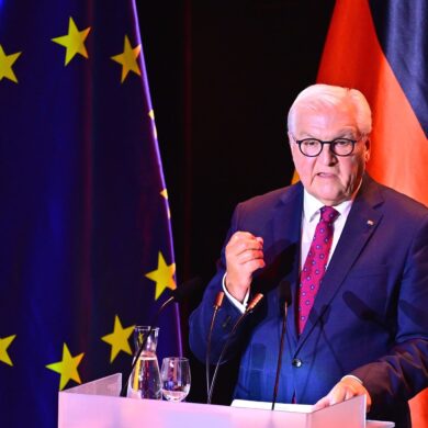 Bundespräsident Frank-Walter Steinmeier spricht beim Festakt zum Tag der Deutschen Einheit