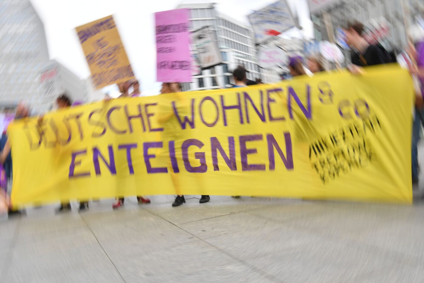 In einem Volksentscheid sprachen sich die Berliner für eine Vergesellschaftung aus. (Archivbild)