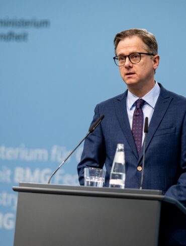 Gesundheitsminister Linnemann möchte Pflegeleistungen künftig mehr steuern.