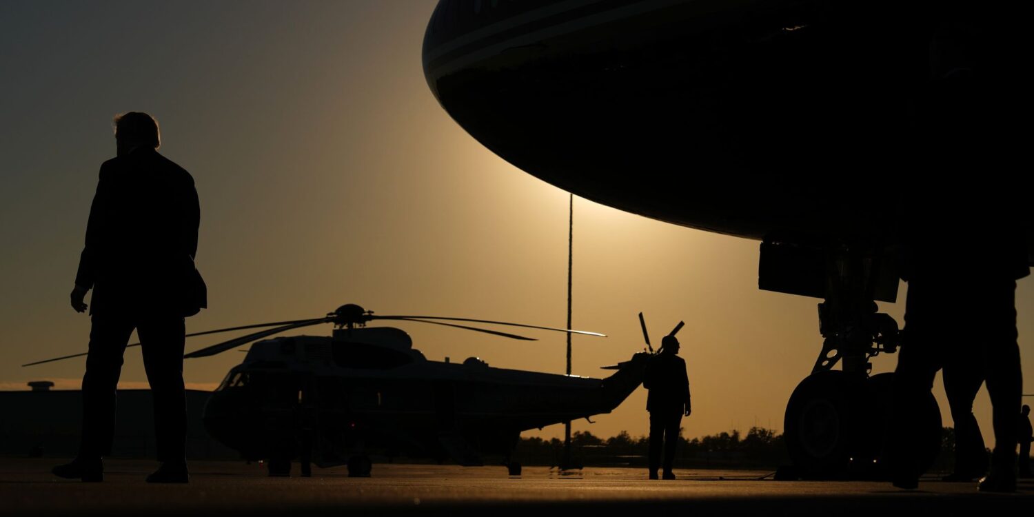 US-Präsident Donald Trump geht zum Hubschrauber.