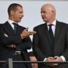 Aleksander Ceferin (l) will UEFA-Präsident bleiben und fordert nicht Gianni Infantino (r) heraus.