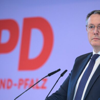 Schweitzer soll neuer Arbeitsminister werden.