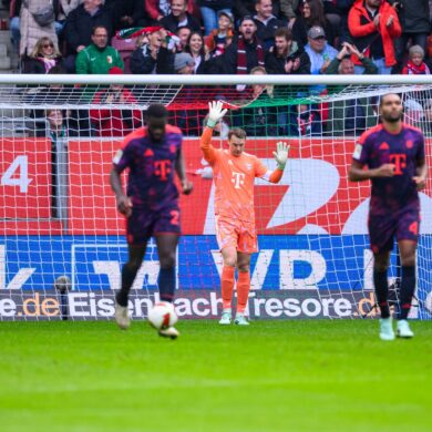 Patzte beim 0:1 gegen Augsburg: Bayern-Torwart Manuel Neuer