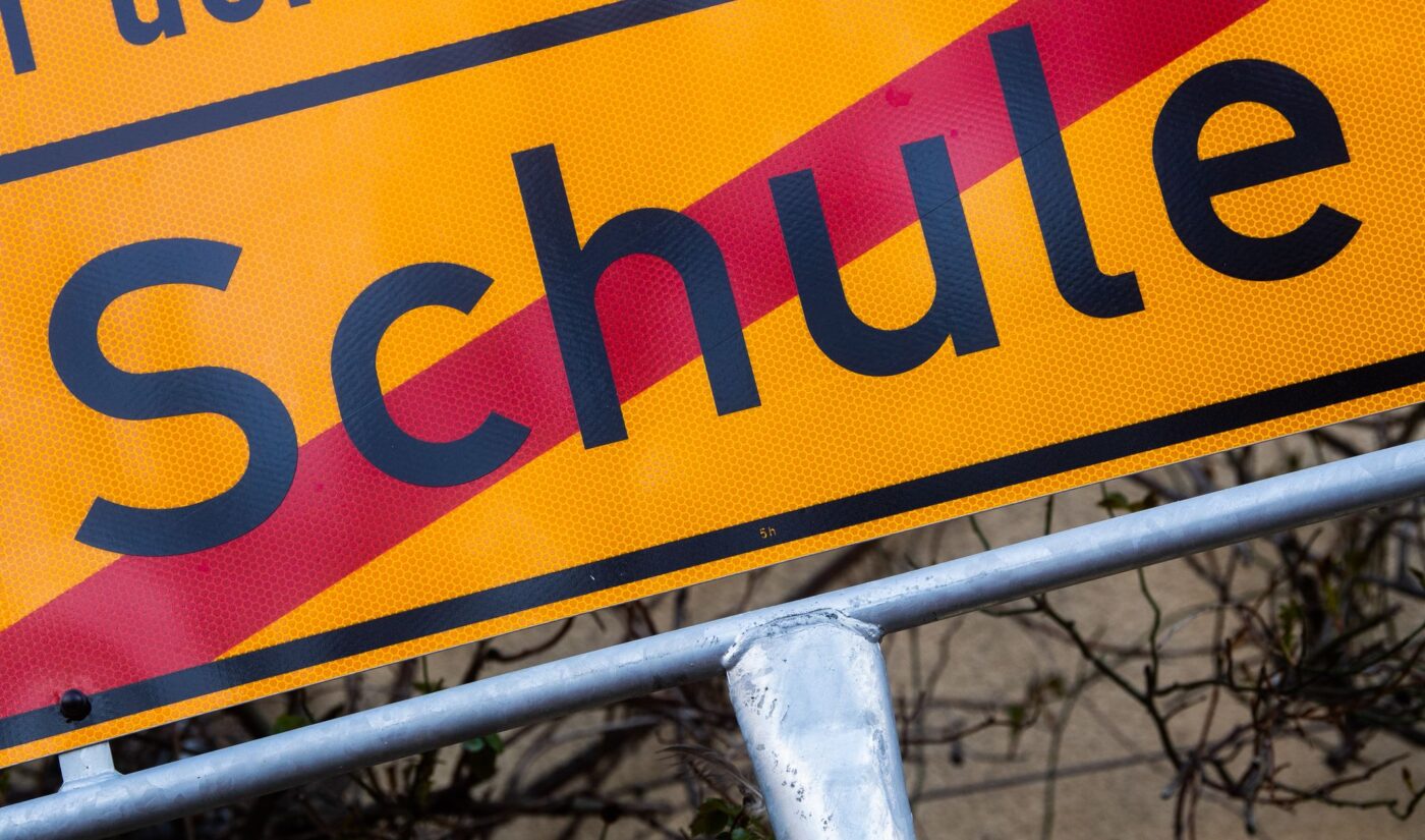 Die Zahl der Schulabgänger ohne Abschluss steigt immer weiter an. (Illustration)