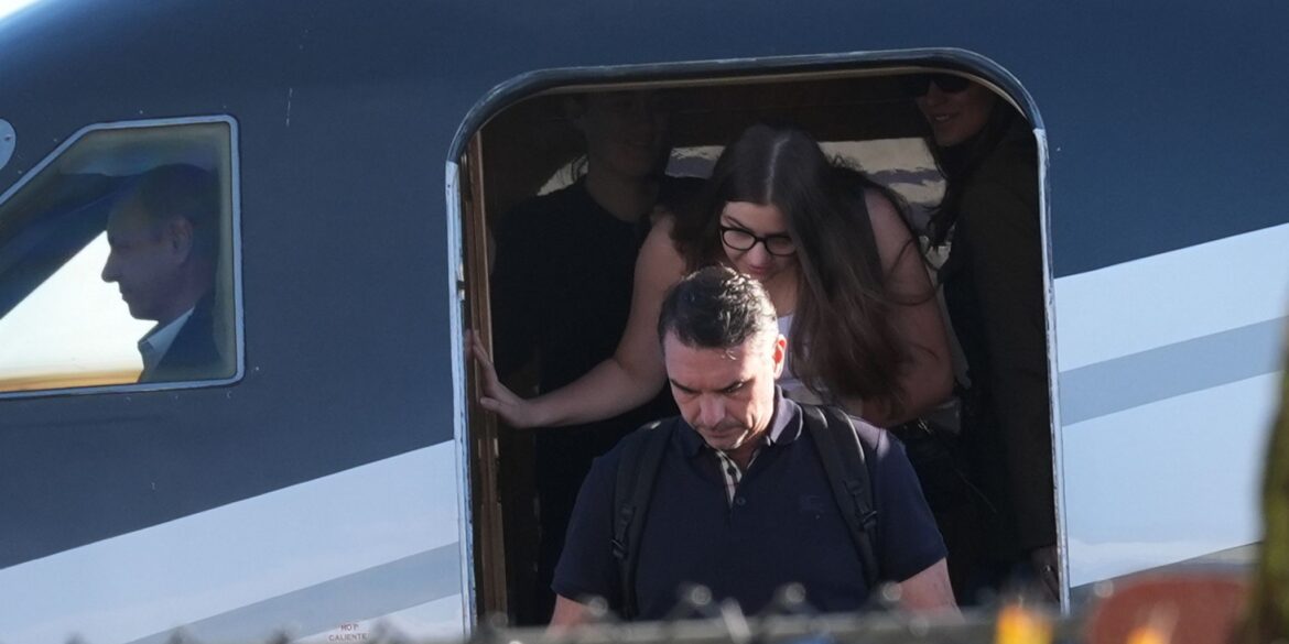 Der Verlierer der brasilianischen Präsidentenwahl, Flávio Bolsonaro, befindet sich in den USA.