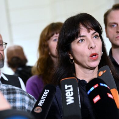 Linke-Fraktionsvorsitzende Elif Eralp hat betont, konsequent gegen Gewalt und Kriminalität vorgehen zu wollen.