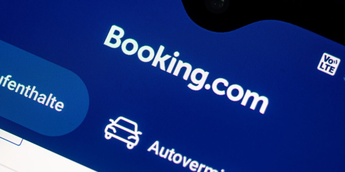 Das Reiseportal Booking.com hat seinen Hauptsitz im niederländischen Amsterdam. (Symbolbild)