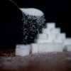 Die Zuckerzufuhr der Deutschen liegt weit über den empfohlenen Werten. (Symbolbild)