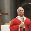 Der Papst muss operiert werden.