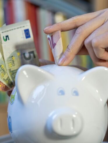 Kinder sollen künftig Geld vom Staat bekommen, um Vermögen fürs Alter aufzubauen. (Illustration)