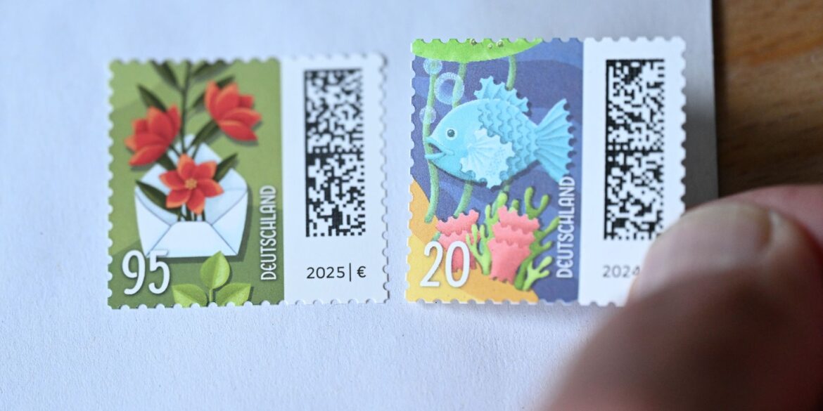 Die alte 95-Cent-Briefmarke bleibt auch nächstes Jahr noch gültig, aber dann sollte man eine 20-Cent-Extrabriefmarke hinzufügen.